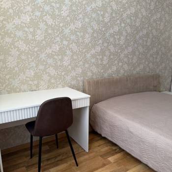 Сдается 2-х комнатная квартира, 100 м²