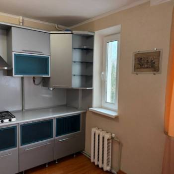 Сдается 1-комнатная квартира, 70 м²