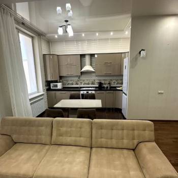 Сдается Многокомнатная квартира, 70 м²