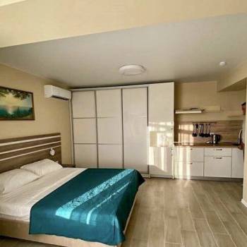 Продается 1-комнатная квартира, 49 м²