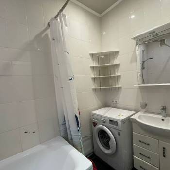 Сдается 1-комнатная квартира, 39 м²