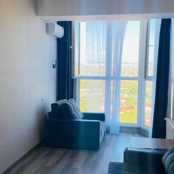 Сдается 1-комнатная квартира, 42 м²