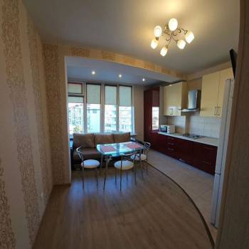 Сдается 1-комнатная квартира, 45 м²