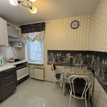 Сдается 1-комнатная квартира, 34 м²