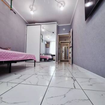 Продается 1-комнатная квартира, 37 м²