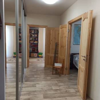 Сдается 2-х комнатная квартира, 75 м²