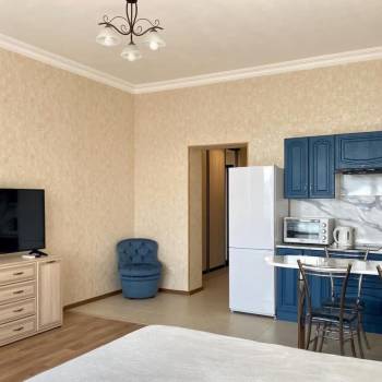 Продается 1-комнатная квартира, 42 м²