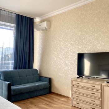 Продается 1-комнатная квартира, 42 м²
