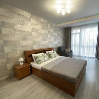 Сдается 1-комнатная квартира, 42 м²
