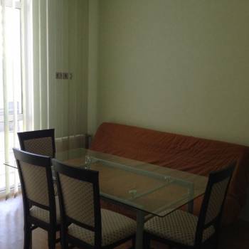 Сдается 1-комнатная квартира, 64 м²