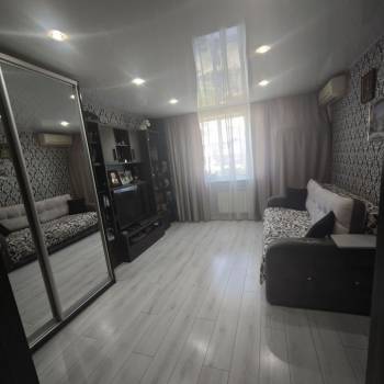 Продается 2-х комнатная квартира, 56 м²