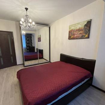 Сдается 1-комнатная квартира, 63,1 м²