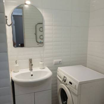 Сдается 1-комнатная квартира, 39 м²