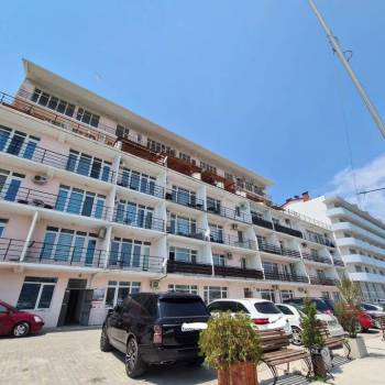 Сдается 1-комнатная квартира, 70 м²