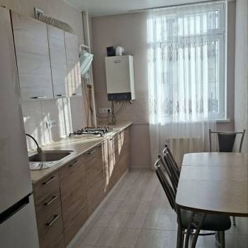Сдается 2-х комнатная квартира, 60 м²