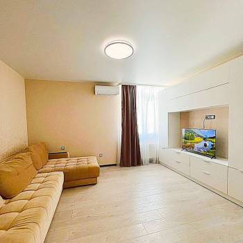 Сдается 2-х комнатная квартира, 60 м²