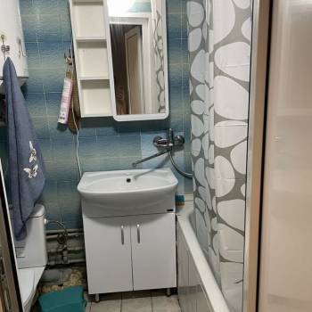 Сдается Многокомнатная квартира, 60 м²