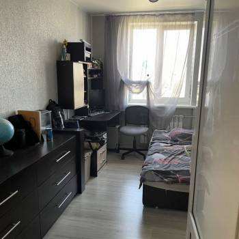 Сдается Многокомнатная квартира, 60 м²