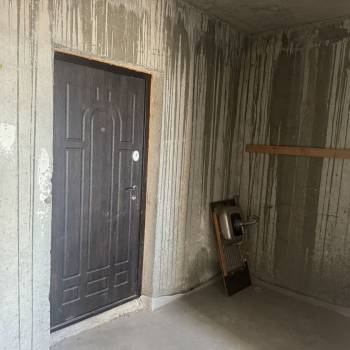 Продается 1-комнатная квартира, 38 м²