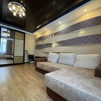 Сдается 2-х комнатная квартира, 65 м²