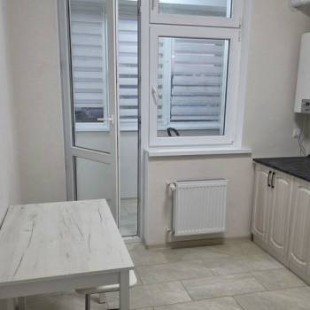 Продается 1-комнатная квартира, 35 м²