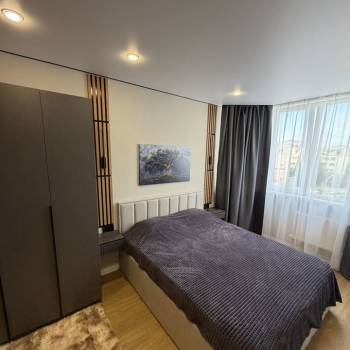 Продается 1-комнатная квартира, 41 м²