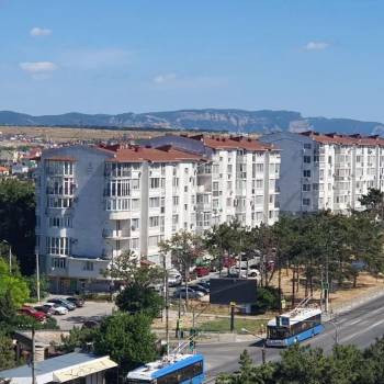 Сдается 1-комнатная квартира, 42 м²
