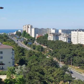 Сдается 1-комнатная квартира, 42 м²
