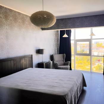 Продается 3-х комнатная квартира, 108,7 м²