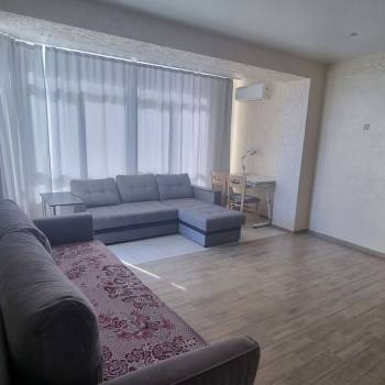 Сдается 2-х комнатная квартира, 73 м²