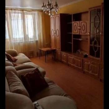 Сдается Многокомнатная квартира, 77 м²