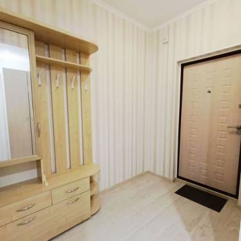 Сдается 1-комнатная квартира, 52 м²