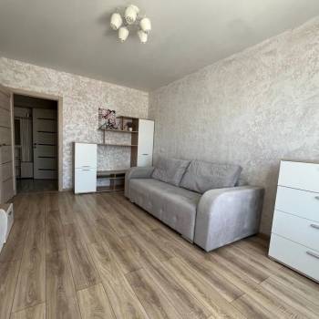 Сдается 1-комнатная квартира, 40 м²