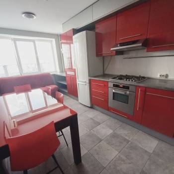Сдается 2-х комнатная квартира, 75 м²