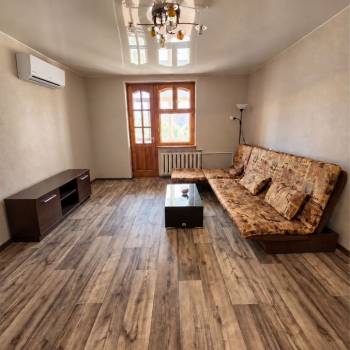 Сдается 2-х комнатная квартира, 65 м²