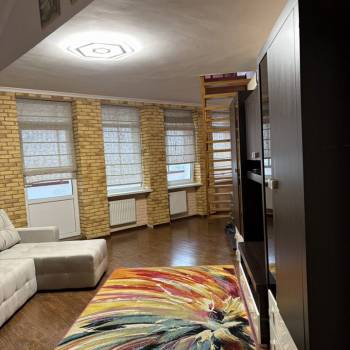 Сдается 2-х комнатная квартира, 69 м²
