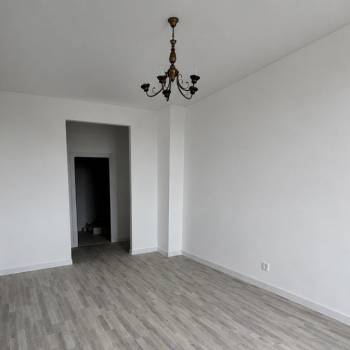 Продается 1-комнатная квартира, 49,7 м²