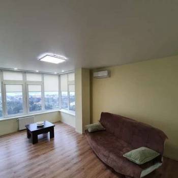 Сдается 2-х комнатная квартира, 87 м²