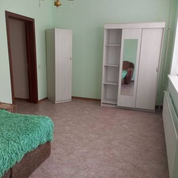 Сдается 1-комнатная квартира, 42 м²