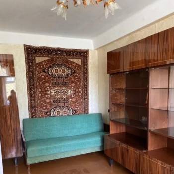 Продается 1-комнатная квартира, 32,6 м²