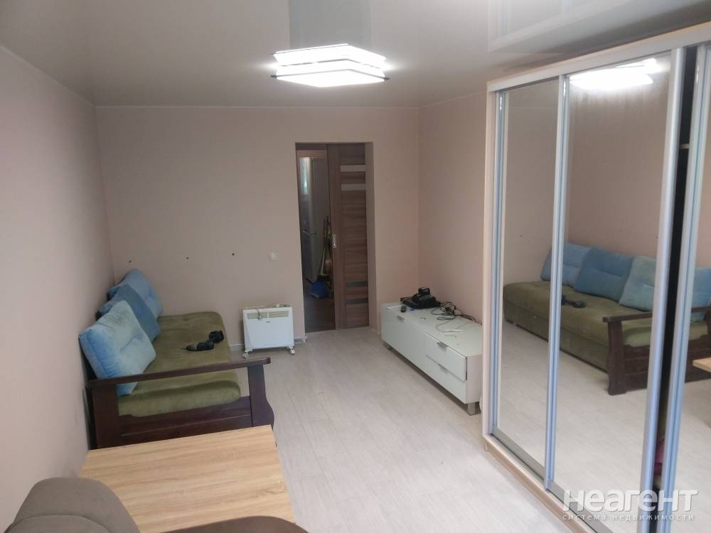 Продается 1-комнатная квартира, 50 м²