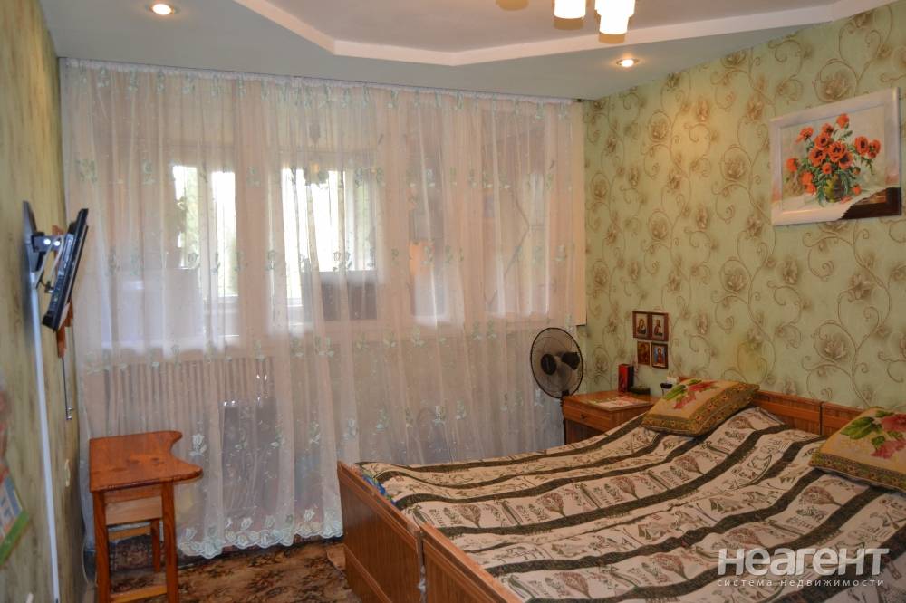 Продается Многокомнатная квартира, 84,4 м²