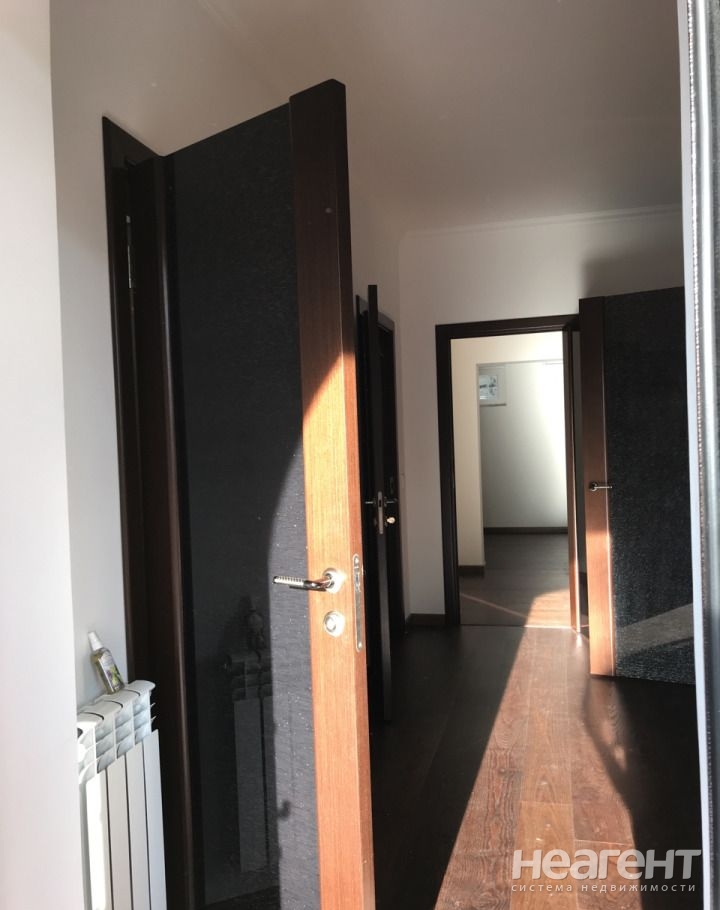 Продается 3-х комнатная квартира, 125 м²