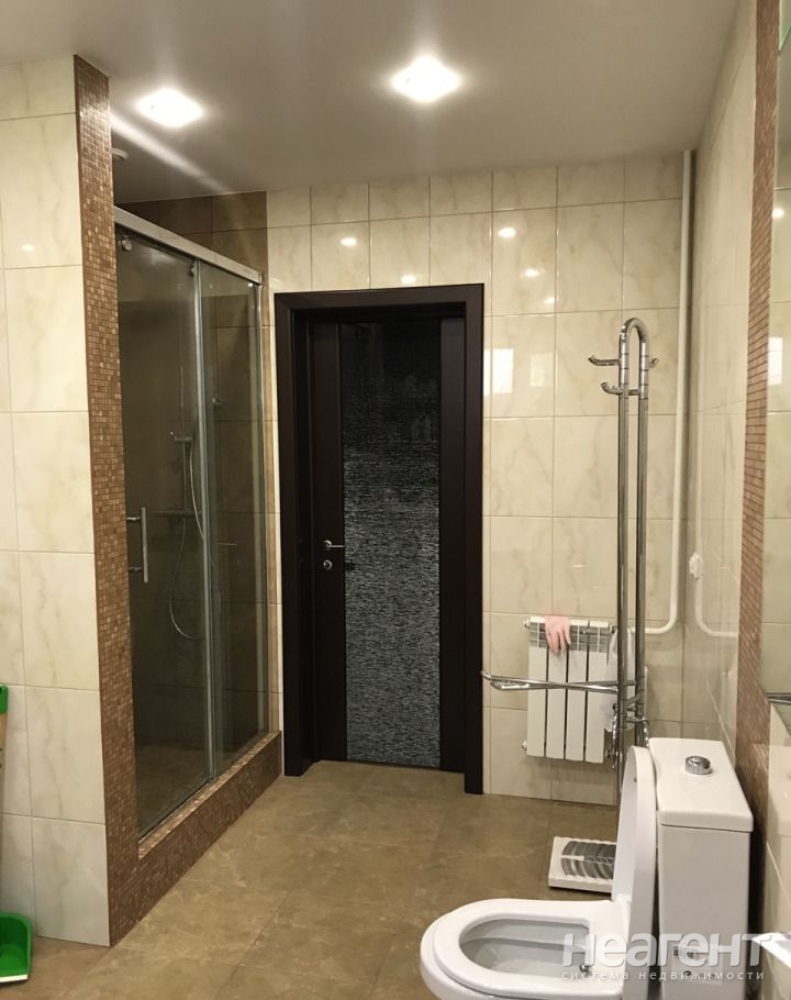 Продается 3-х комнатная квартира, 125 м²