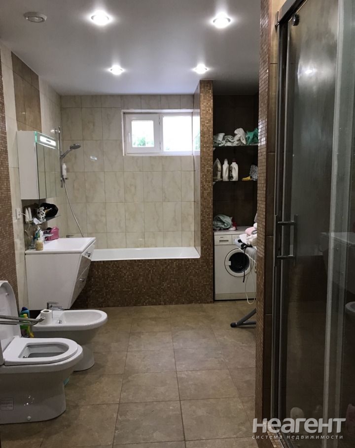 Продается 3-х комнатная квартира, 125 м²