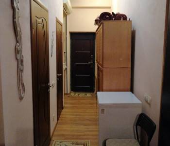 Продается 1-комнатная квартира, 44 м²