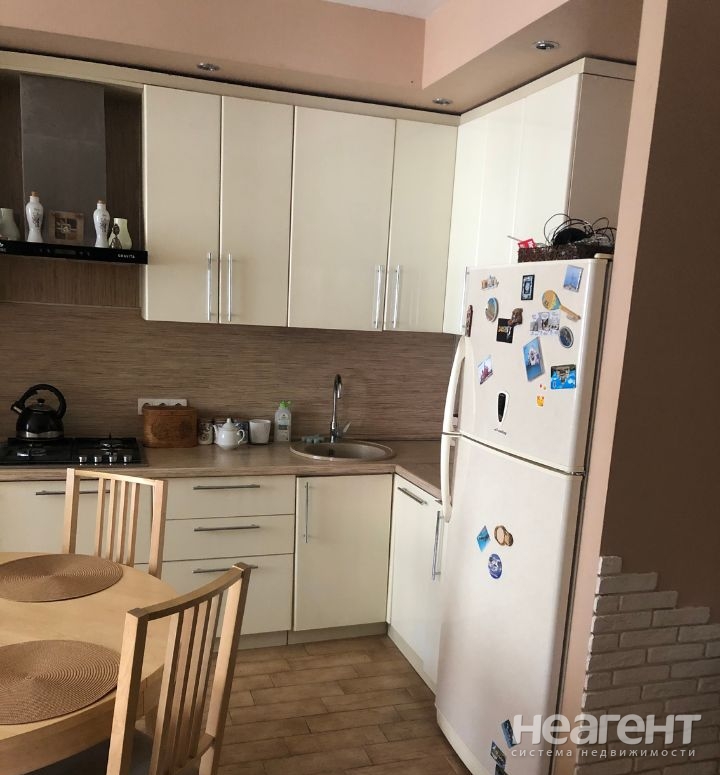 Сдается 2-х комнатная квартира, 54 м²