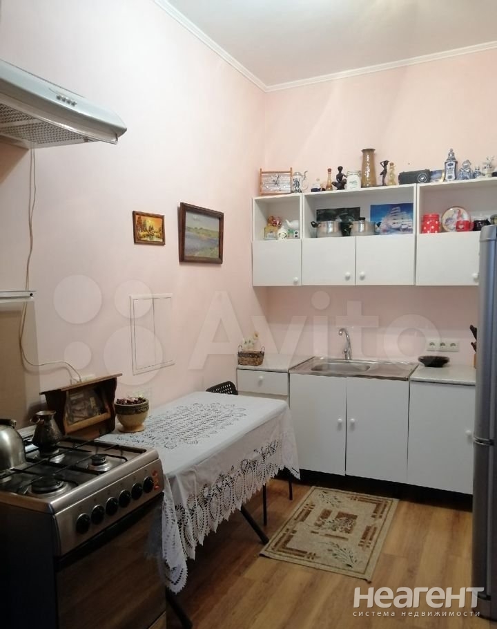 Продается 1-комнатная квартира, 43,9 м²