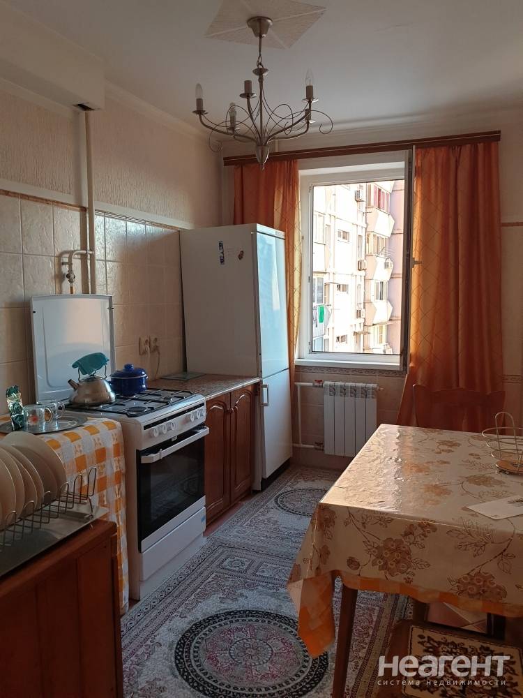 Сдается 2-х комнатная квартира, 64 м²