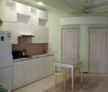 Продается 1-комнатная квартира, 36 м²